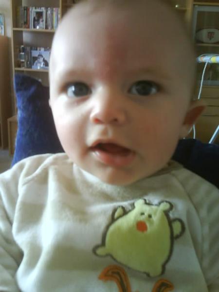 tu m'&eacute;coutes pas l&agrave;?