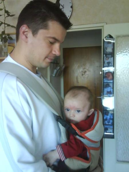 une 1&egrave;re dans le porte b&eacute;b&eacute;.